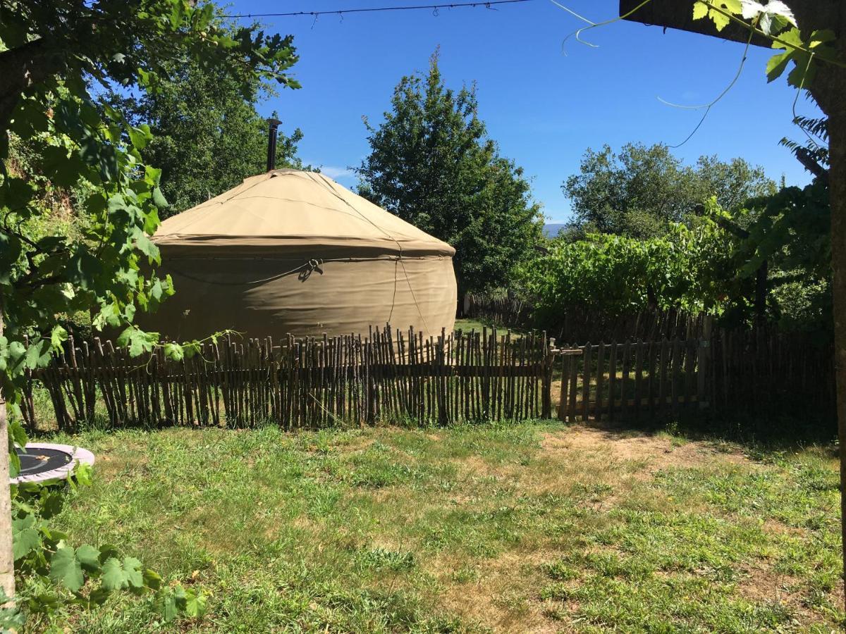 Star Gazing Luxury Yurt With River Views, Off Grid Eco Living Vale do Barco Buitenkant foto